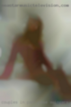 Couples in pantyhose swingers forums near Palm Springs.