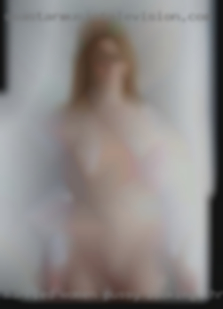 Married women pussy looking threesome shots.